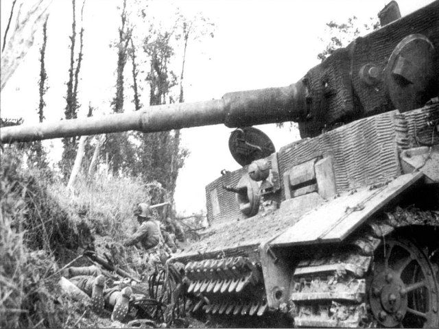 PzKpfw VI Tiger (32).jpg